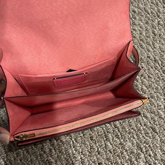 ⭐️⭐️Host Pick⭐️⭐️NWT Coach Klare Crossbody w/Mini Vintage Rose Print - Picture 8 of 16